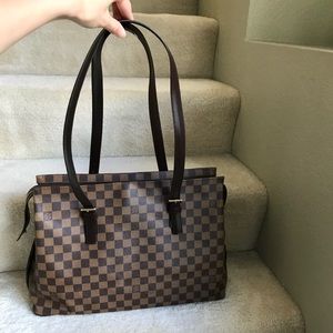*SOLD* LOUIS VUITTON  Damier Ebene Chelsea bag